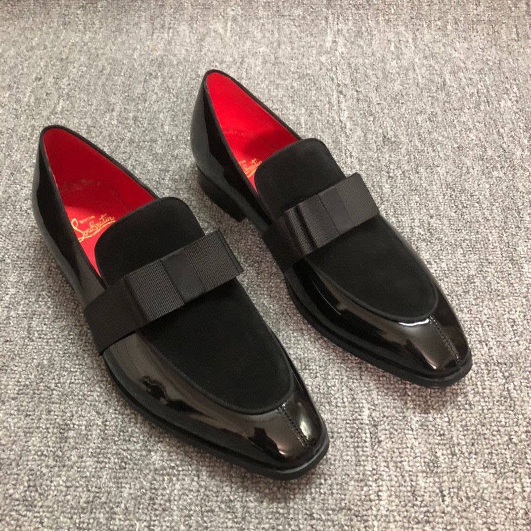 CHRISTIAN LOUBOUTIN MEN LOAFER close-up detail 1