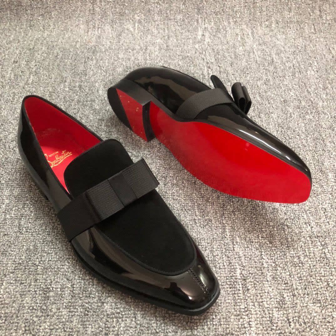 CHRISTIAN LOUBOUTIN MEN LOAFER close-up detail 2