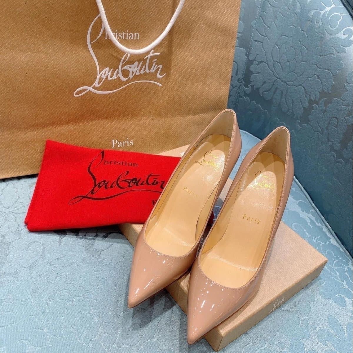 CHRISTIAN LOUBOUTIN HEELS close-up detail 3